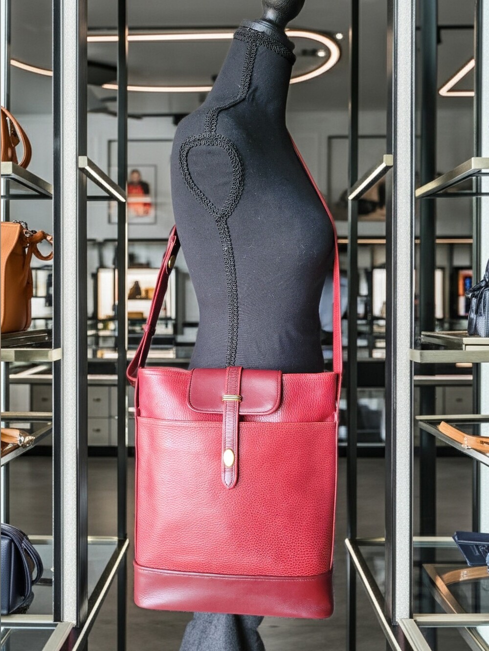 CARTIER Le Must de Cartier  Leather Bucket Shoulder Crossbody Bag• VINTAGE